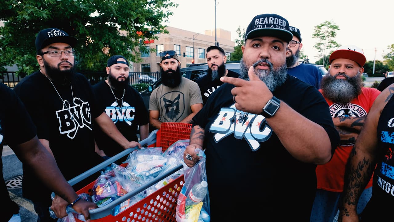 Unidos por su barba, ahora se dedican a ayudar a los más necesitados