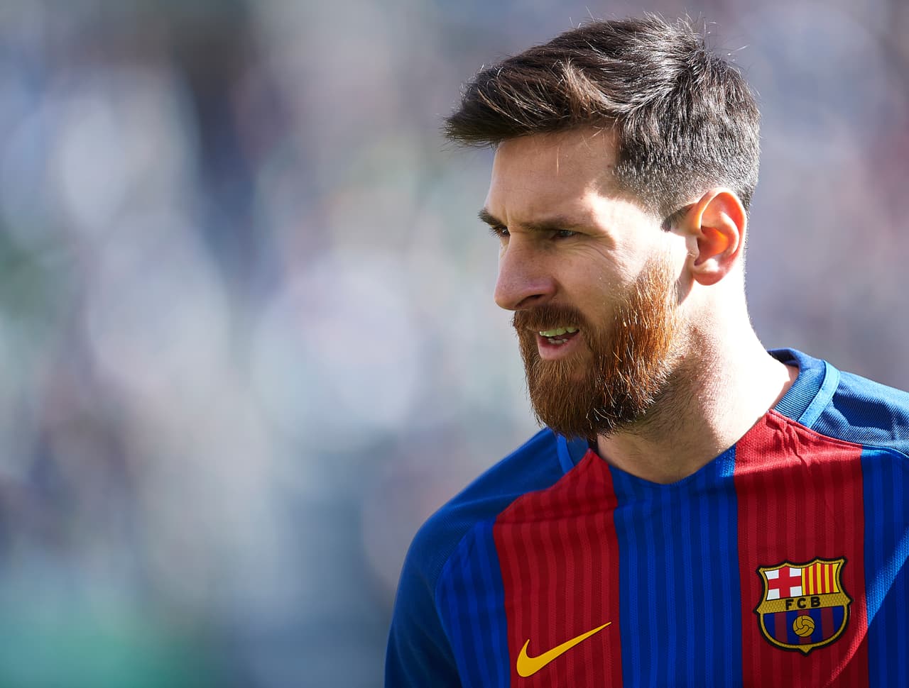 La barba también tuvo momentos de pleno protagonismo cuando el argentino quiso bajarle al cabello.