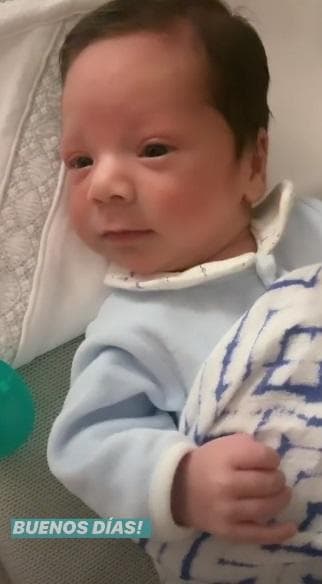 Las fotos de 'baby Diego' en redes sociales han arrancado suspiros entre los amigos y seguidores de sus padres: "Te amo más que a nada en este mundo pequeño peludín", indicó.