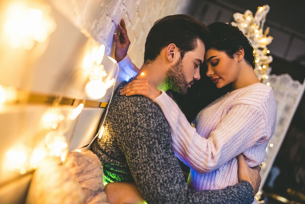 A continuación te compartimos algunas de esas comidas y bebidas que harán que lo que menos quieras sea dormir tras la cena de Navidad.