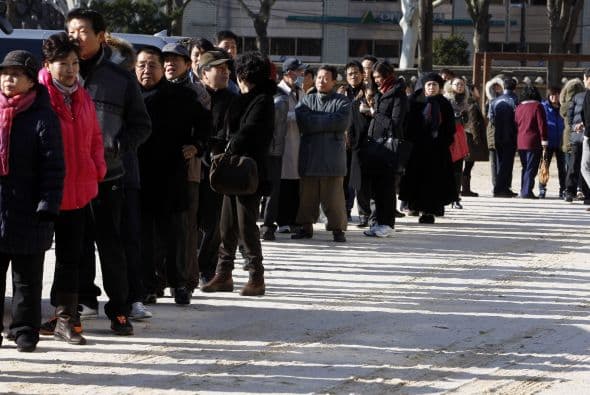 La participación fue muy superior al 57.6 por ciento de las últimas elecciones de 2007 y también al 64.5 de las anteriores de 2002.