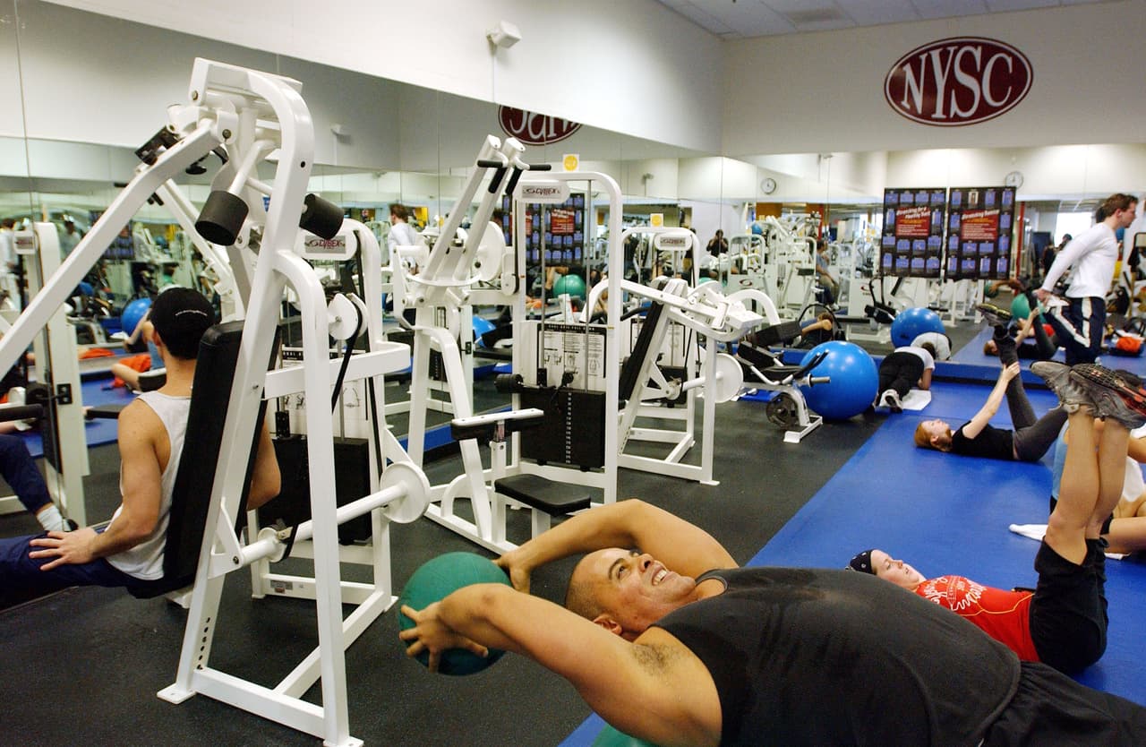 Los gimnasios de Nueva York pueden reabrir tan pronto como el 24 de agosto: Cuomo