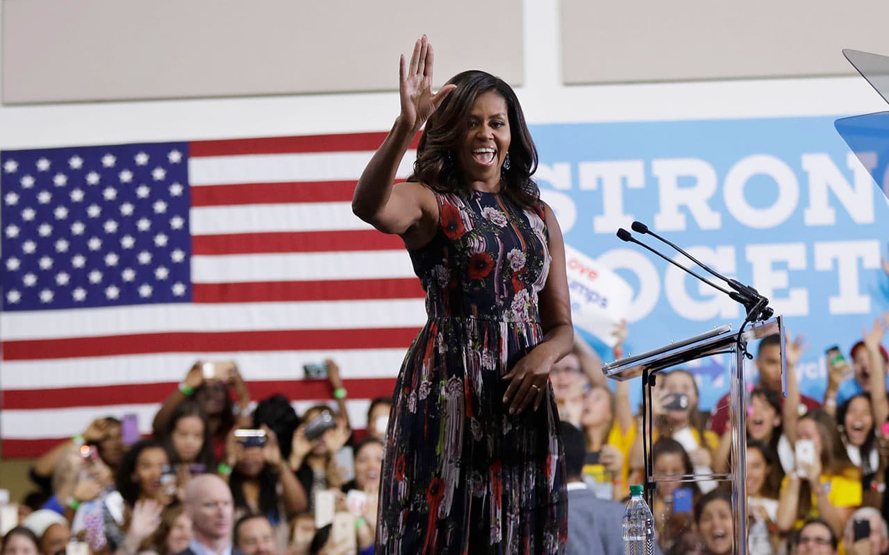 Michelle Obama busca el voto de los 'millennials' para Hillary Clinton en Virginia