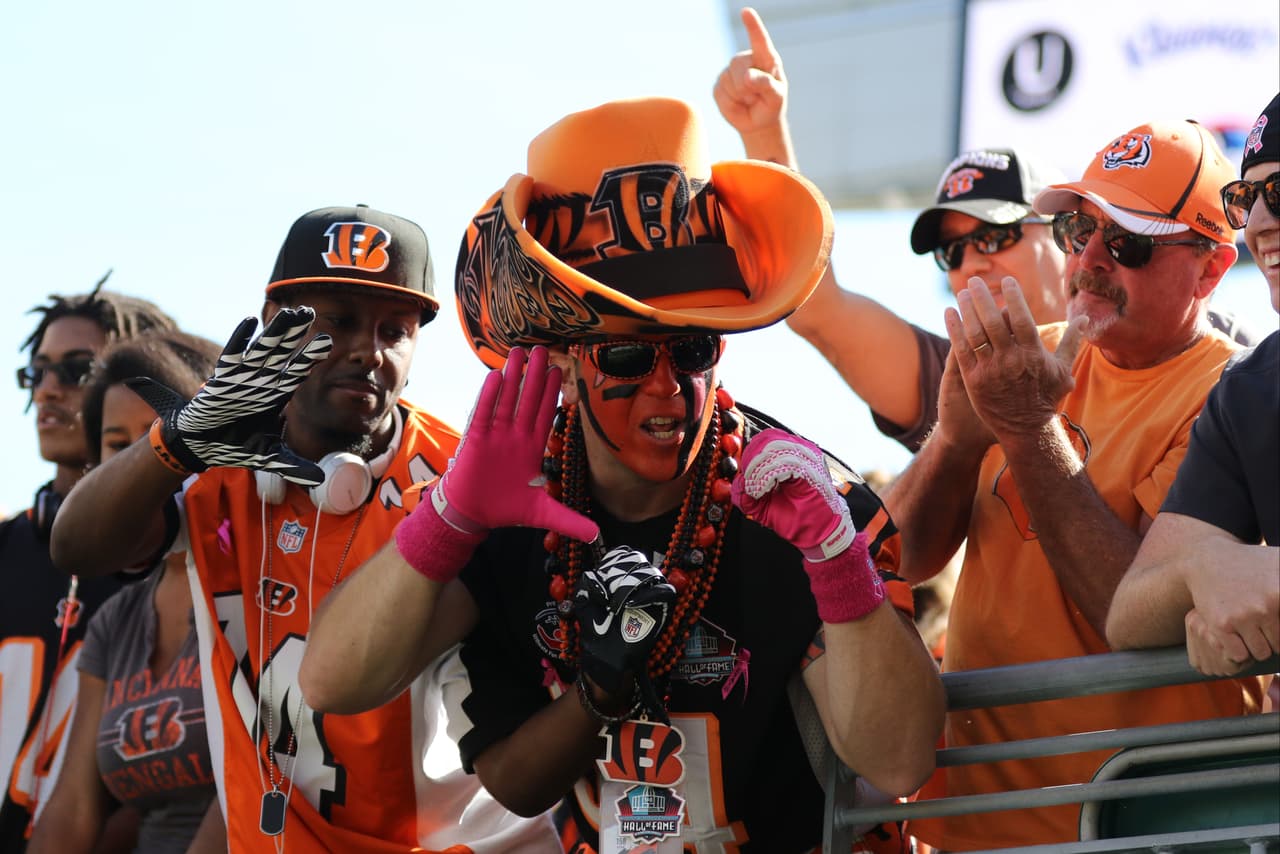 Checa las mejores tomas del duelo de la Semana 5 en que los Cincinnati Bengals derrotaron en tiempo extra a los Seattle Seahawks por 27-24.