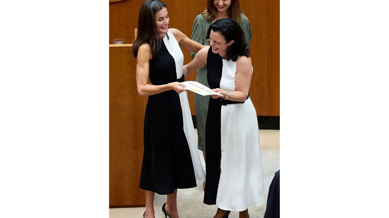 Reina Letizia en Premios Reina Letizia 2021