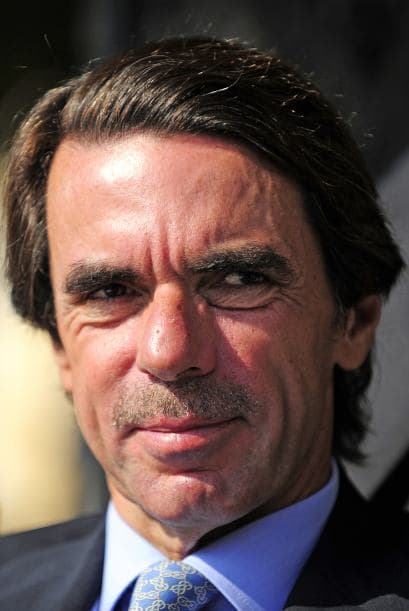 El ex presidente de España José María Aznar tampoco será recordado de manera grata según la publicación.