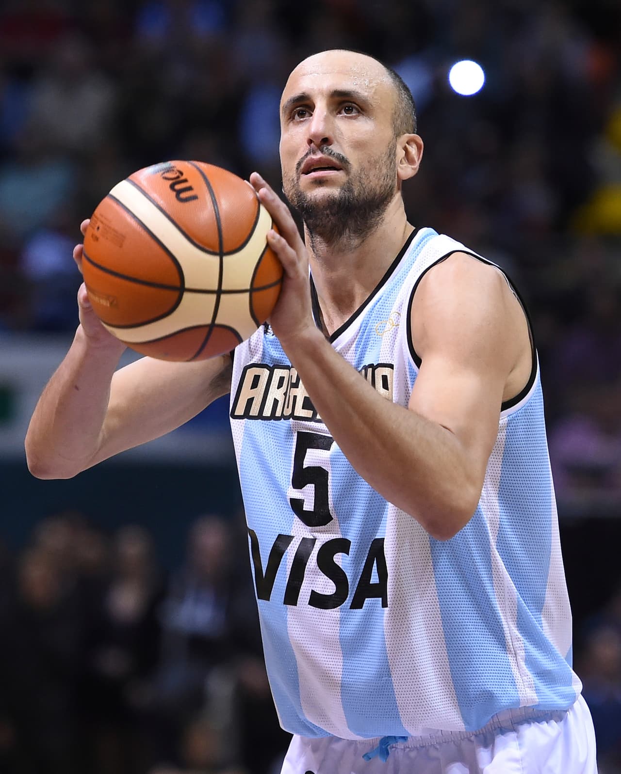 El argentino 
<b>Manu Ginóbili </b>por poquito y se queda fuera. Con
<b> 3.630.000 </b>seguidores se coloca en el noveno escalón.