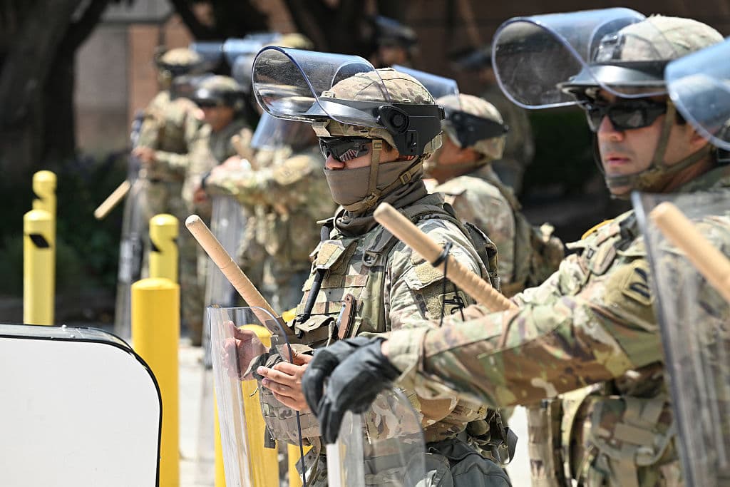 Trump dice que enviará tropas a Portland en su último despliegue militar en una ciudad EEUU
