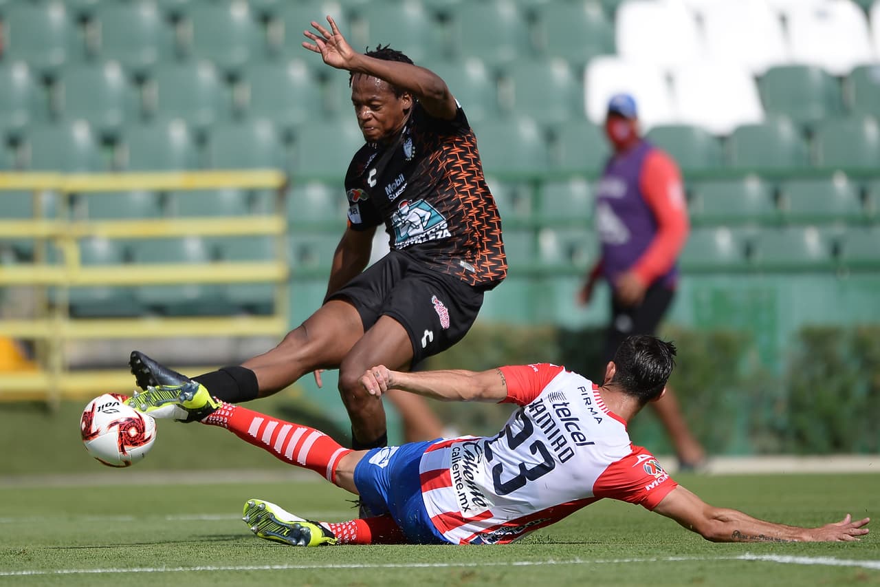 Con gol de Romario Ibarra, los Tuzos se convierten en el primer finalista de la Copa Telcel.