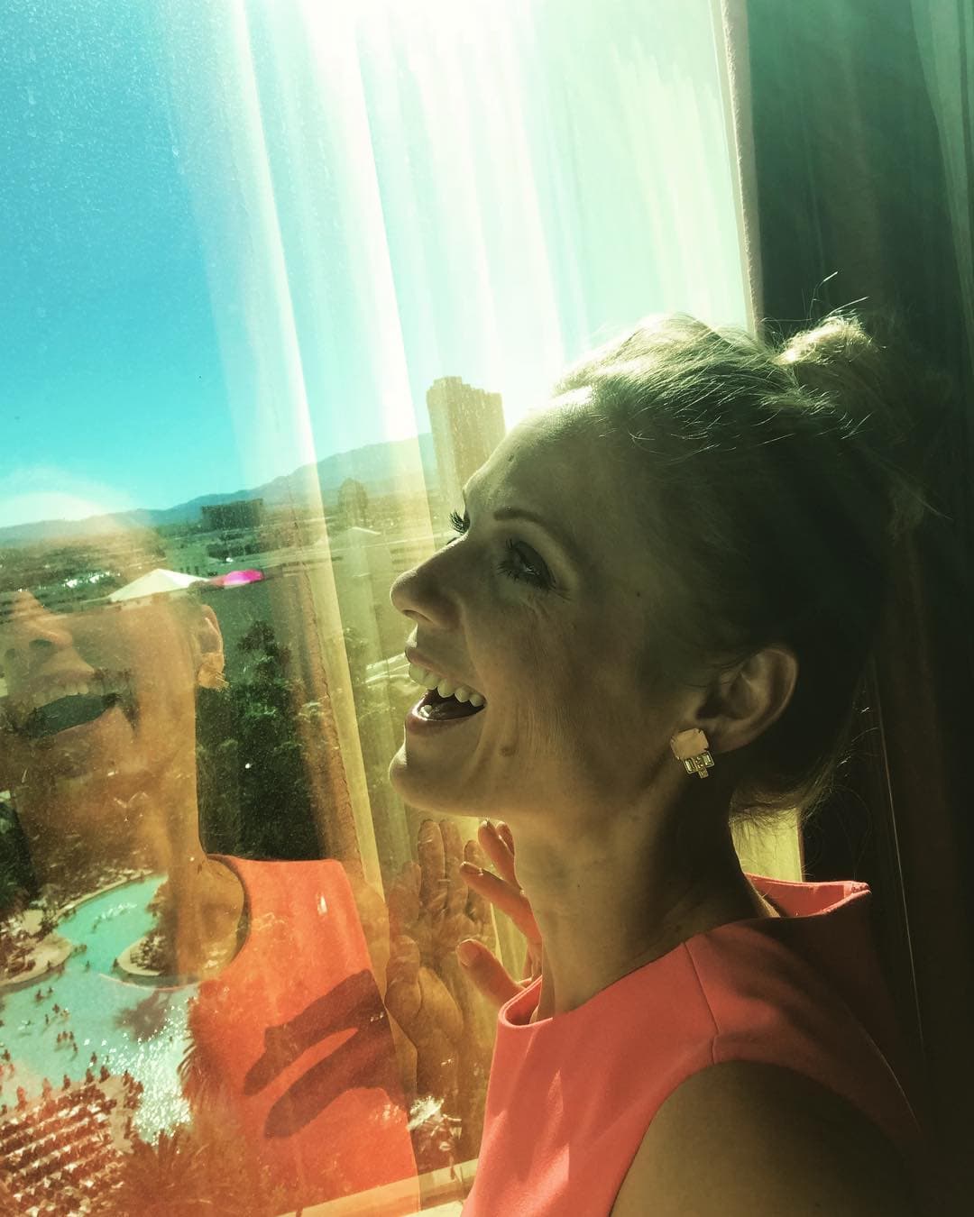 “Estamos muy felices. La verdad es que mi esposo y yo siempre quisimos tener otro hijo, y gracias a Dios las cosas se dieron”, comentó.