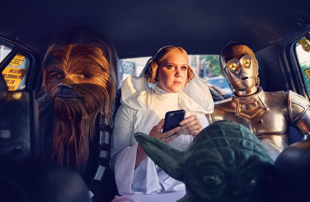 Lucasfilm ni Walt Disney Corporation, propietaria de la marca “Star Wars”, sabían que GQ usaría a sus personajes en estas fotos.
<br>