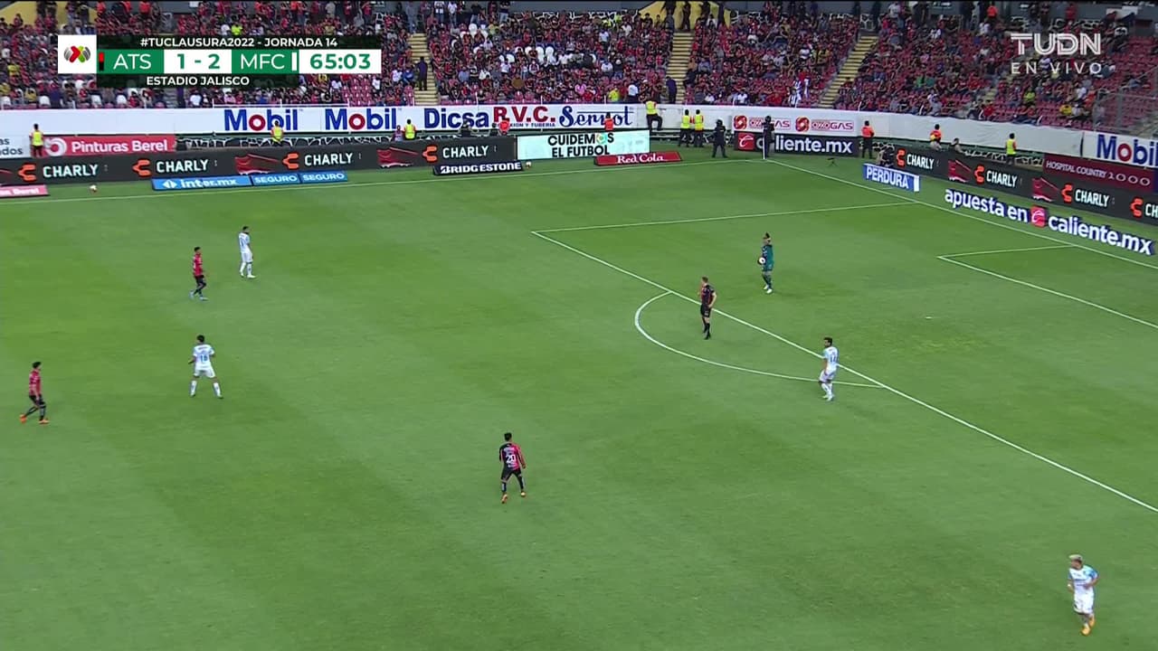 ¡TIRO ATAJADO! disparo por Jefferson Intriago.