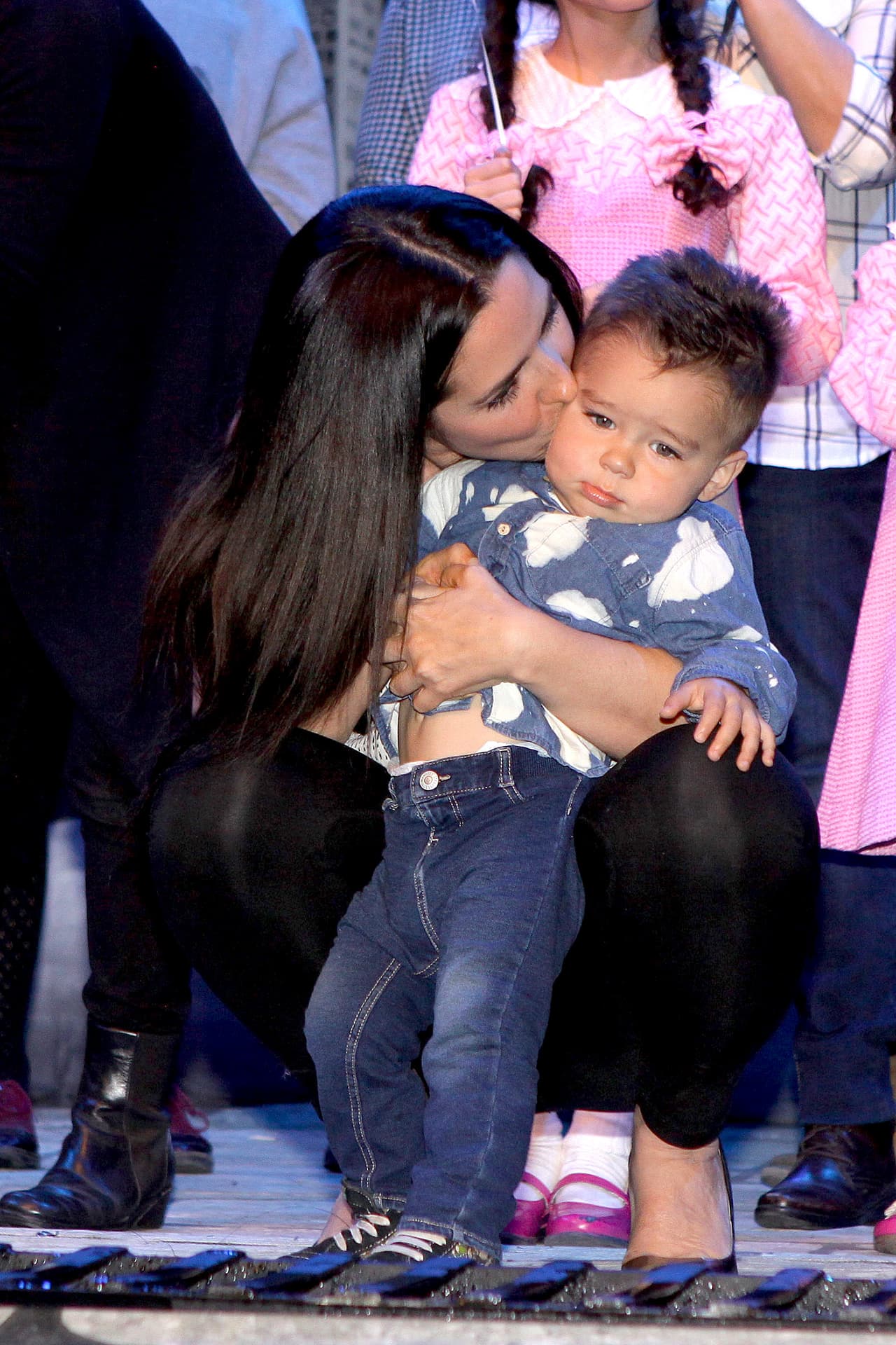 Se nota a simple vista que 
<b><a href="http://www.univision.com/temas/ariadne-diaz">Ariadne</a></b> está perdidamente enamorada de Diego, quien tal parece heredó la complexión física de su apuesto padre y muy probablemente será tan alto como él.