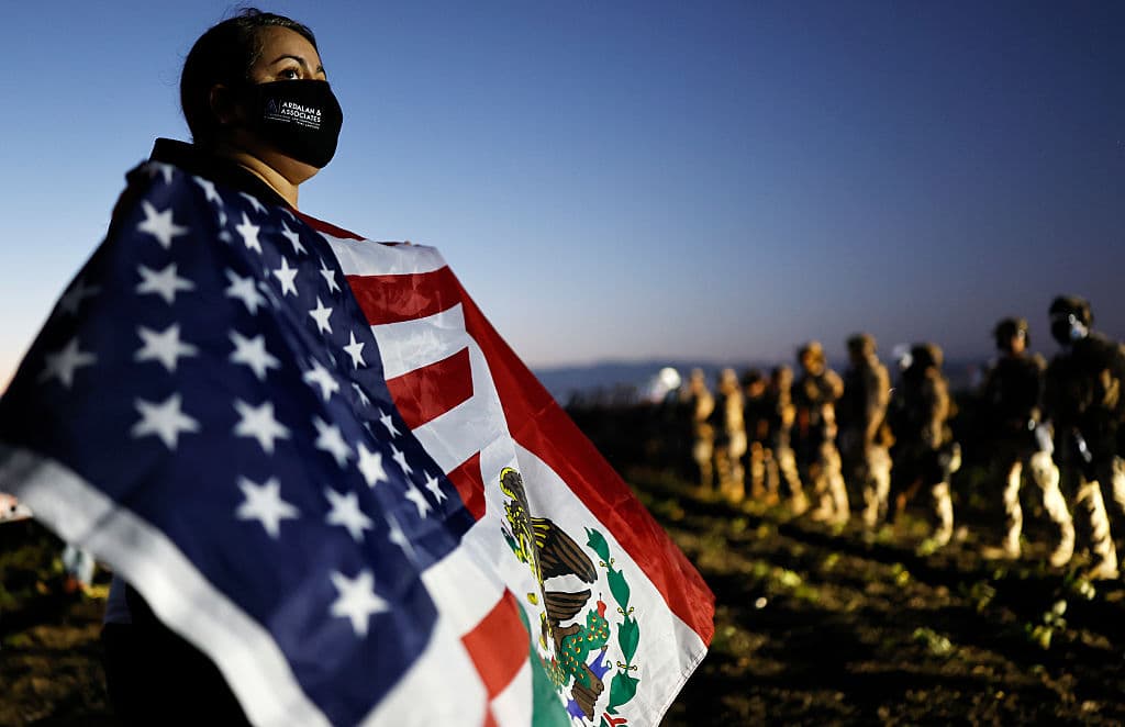 México asesora a detenidos en redadas de California, incluyendo al inmigrante que quedó gravemente herido