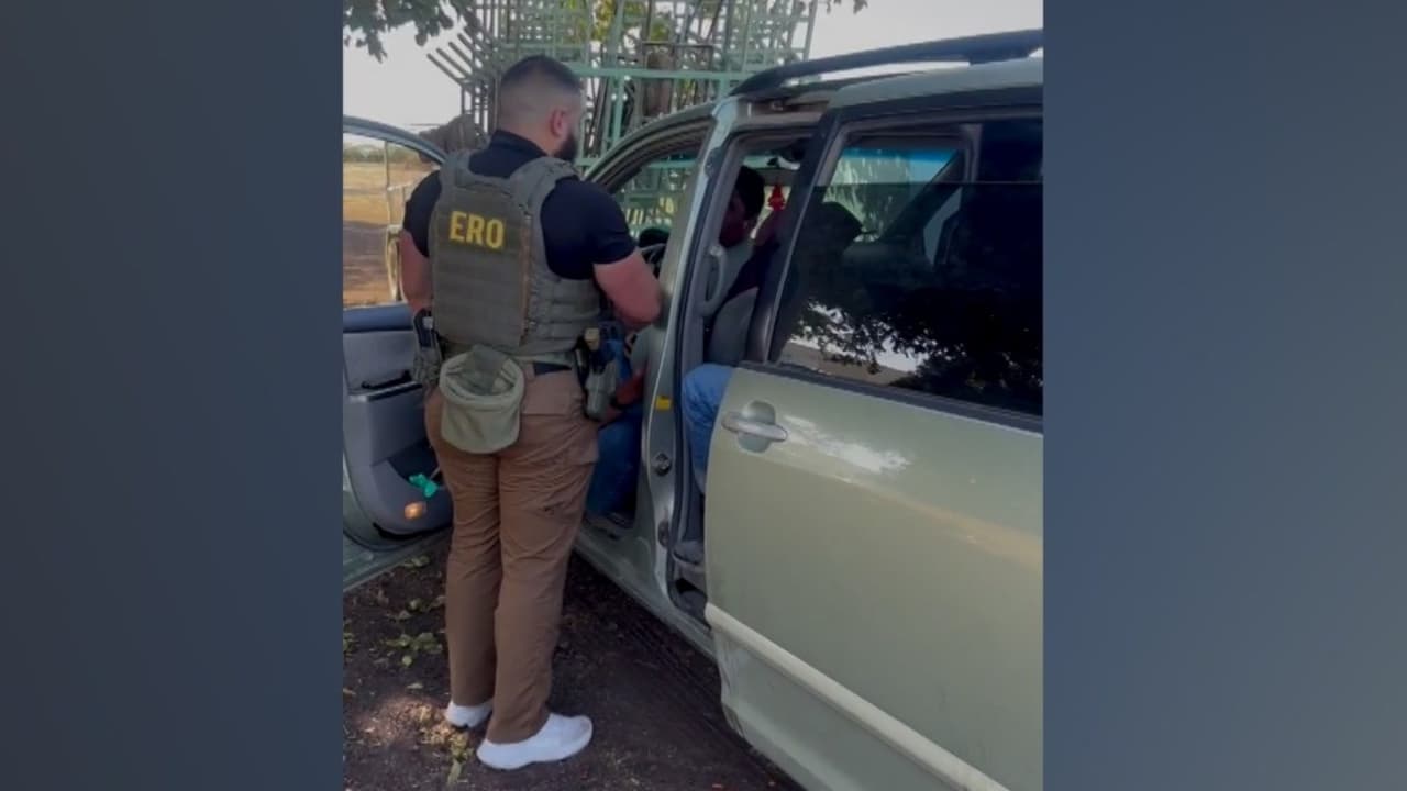 "No sabemos dónde está": exigen noticias de hispano detenido por ICE afuera de panadería en Kerman