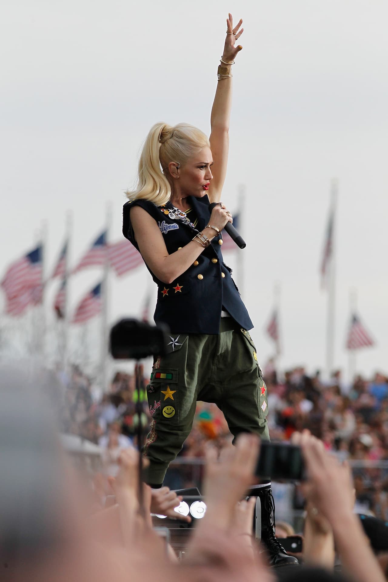 Gwen Stefani comenzó su carrera como solista en el 2004. Éxitos como “What you waiting for”, “Rich Girl” y “Hollaback Girl” dejaron huella.