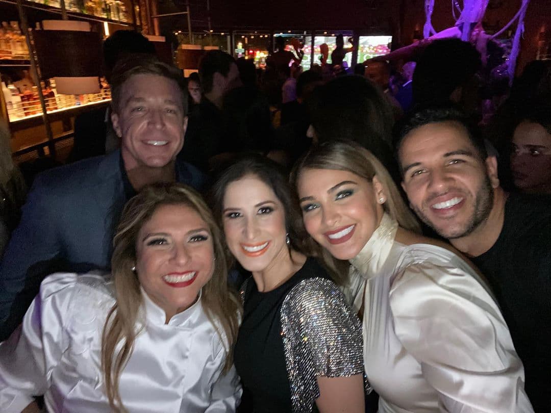 La chef de Despierta América estaba feliz de recibir a sus amigos en su restaurante de gastronomía latinoamericana.