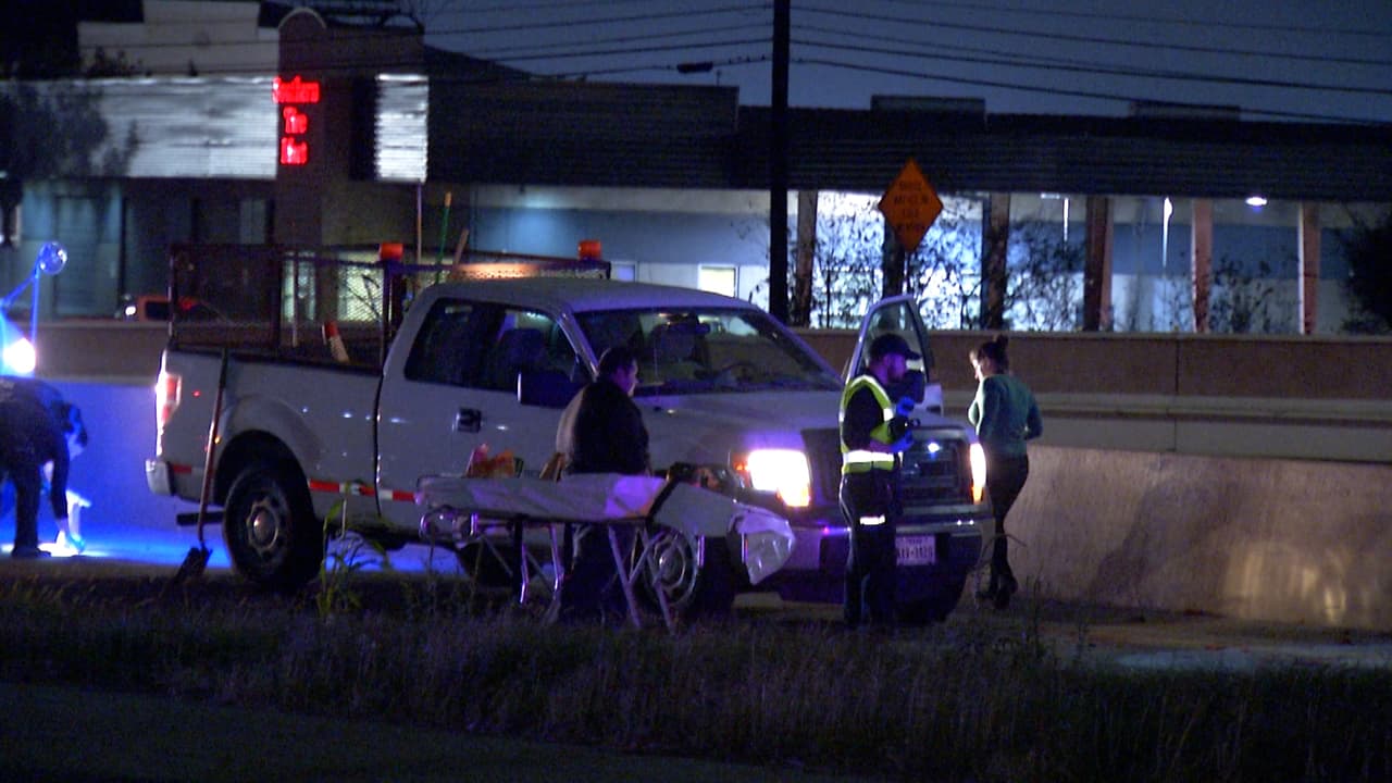 Hallan el cuerpo de una mujer dentro de un drenaje en San Antonio