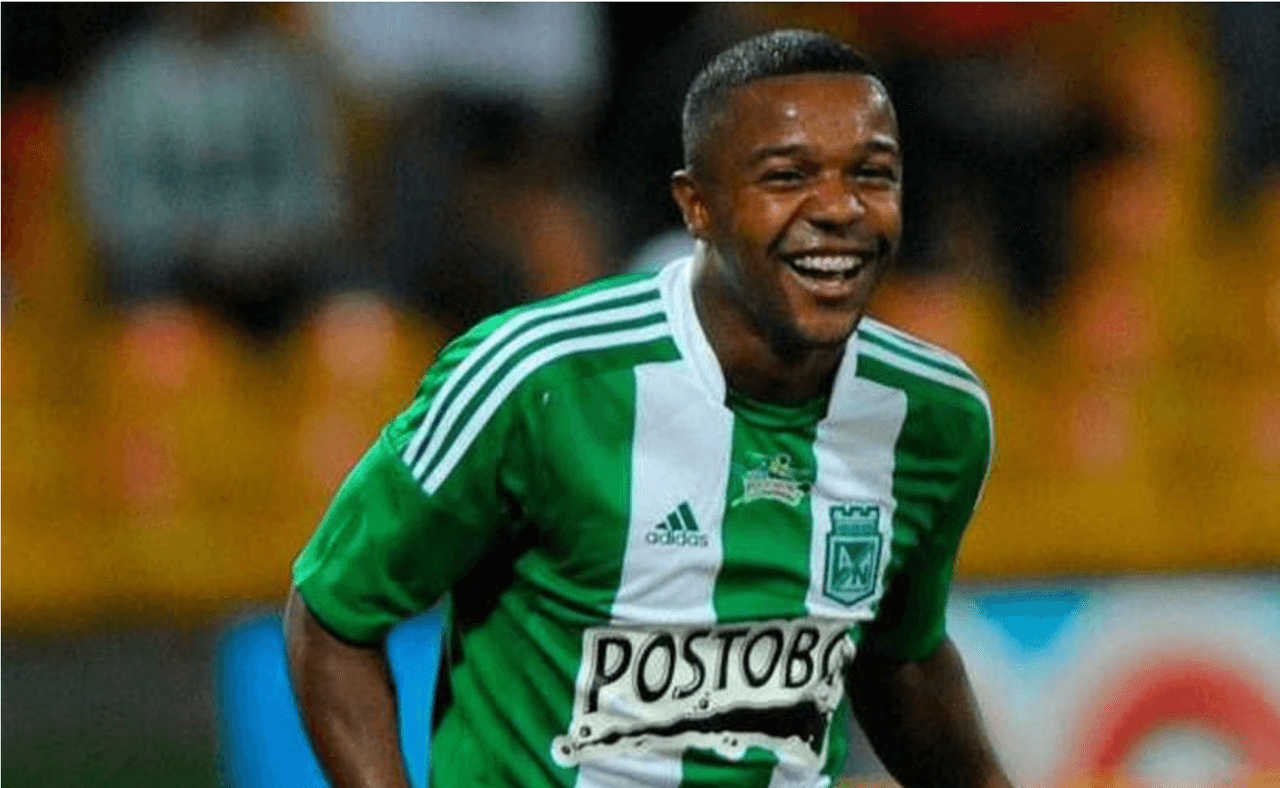Dorlan fue campeón del torneo Apertura 2011 con Atletico Nacional.