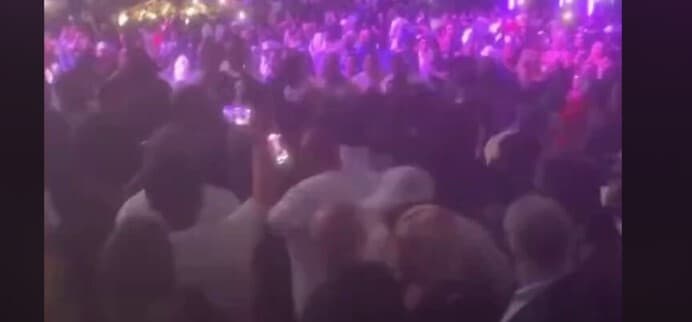 Caleb Plant lanza cerveza a Ryan García y arma trifulca en pelea de Gervonta 