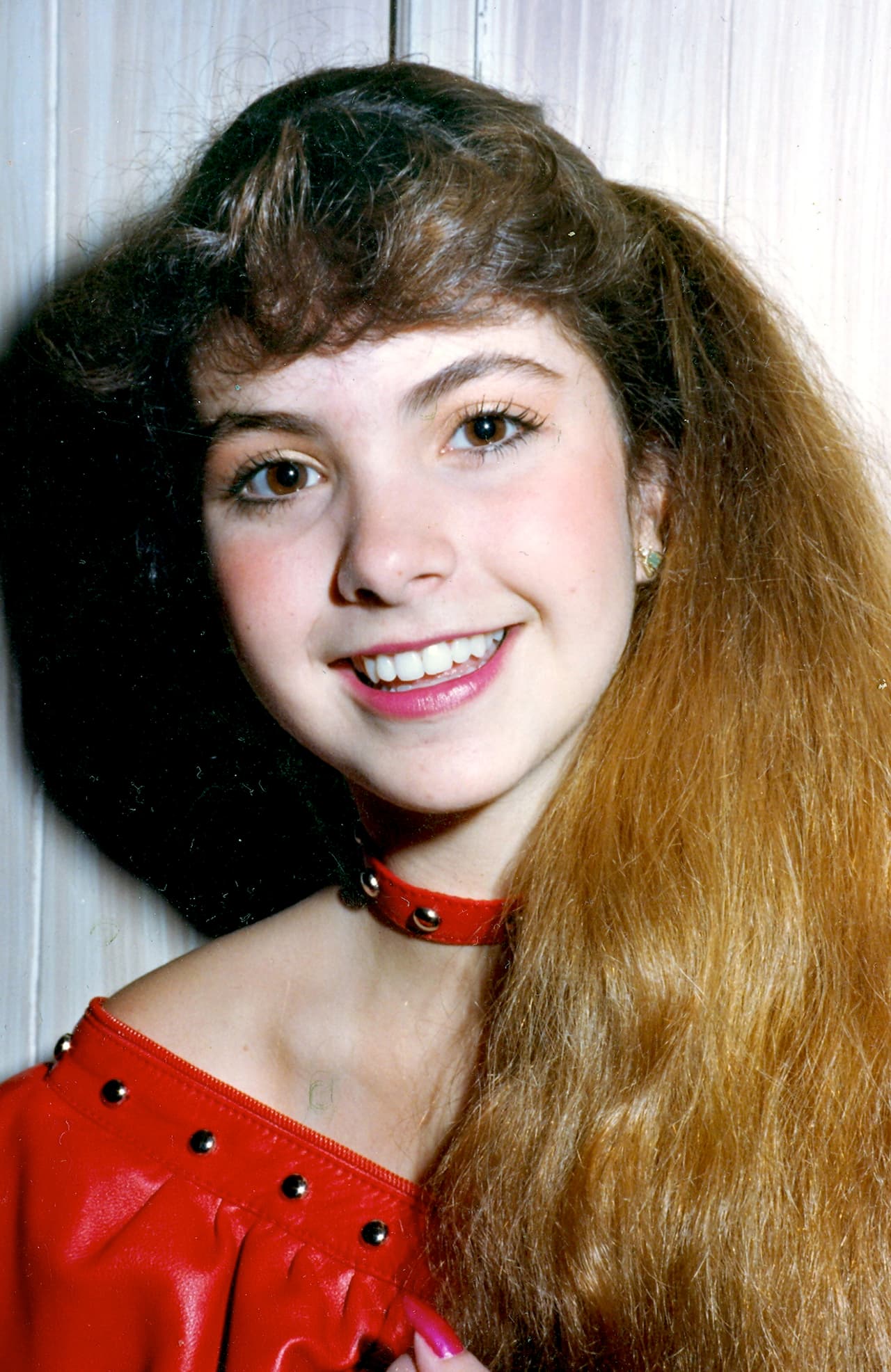 Cuando protagonizó la cinta "Fiebre de Amor" al lado de Luis Miguel y después lanzó su álbum "Fuego de Ternura".