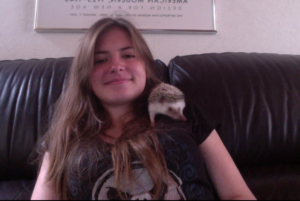 Le encantan los animales.