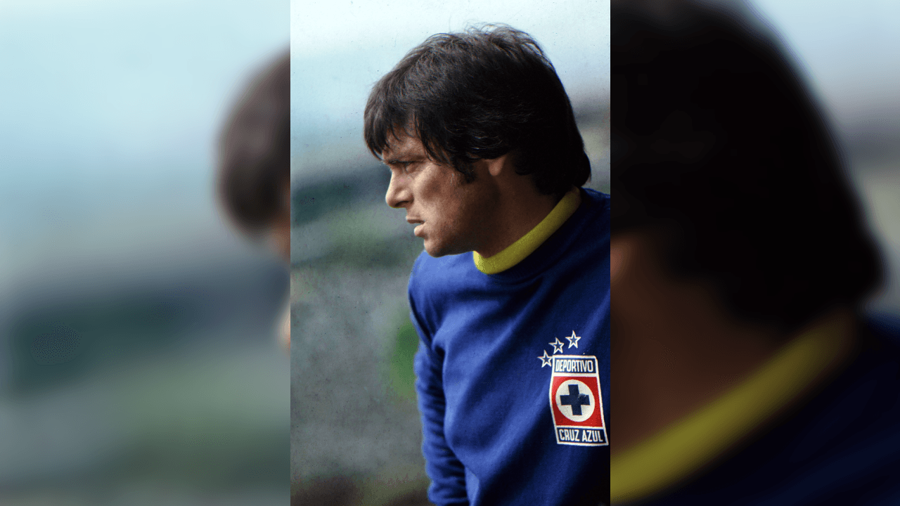 <b>Miguel Marín</b>
<br>Portero