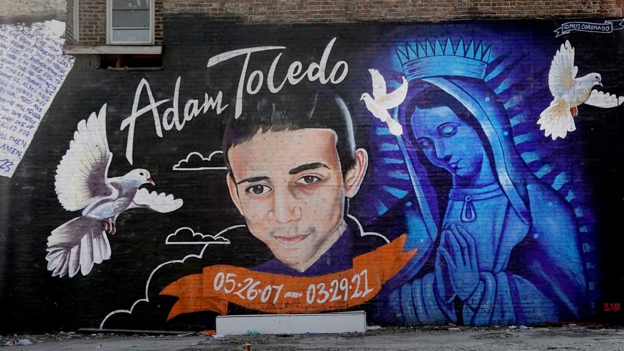 <b>29 de marzo de 2022</b>
<br>Activistas realizan una conferencia de prensa en la que anuncian que buscan un fiscal especial para el caso, tras la resolución de la Fiscal Kim Foxx, que no consideran que les haga justicia.