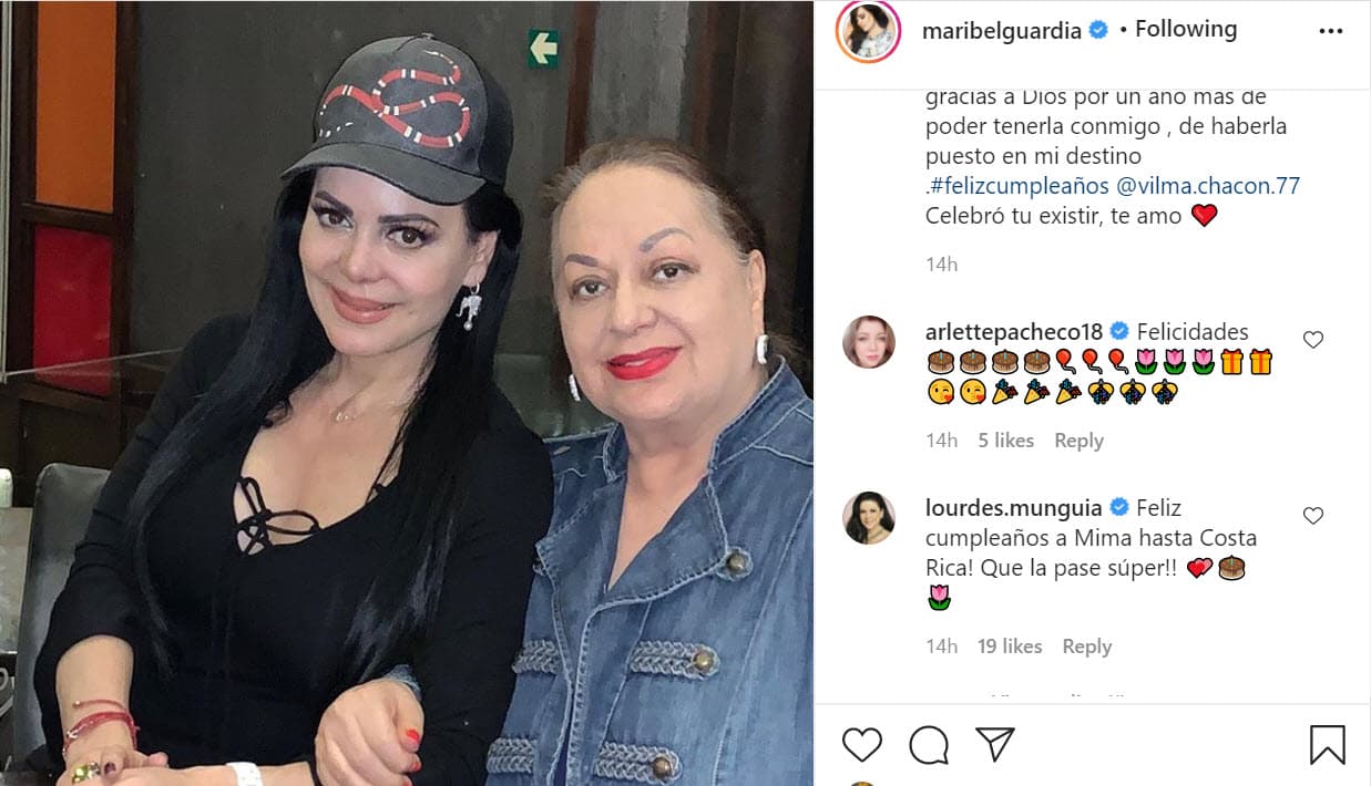 "Hoy es el cumpleaños de mi adorada 'Mimita', mi ángel en la tierra,
<b><a href="https://www.univision.com/famosos/maribel-guardia-recuerda-el-tip-que-no-le-funciono-de-la-queen-victoria-ruffo-para-llorar-en-camara-video" target="_blank">mi segunda madre</a></b>, tantas historias que contar de esta maestra de vida", escribió junto a
<b><a href="https://www.instagram.com/p/CESxdkSDJkK/" target="_blank">esta foto</a></b> en la que aparece junto a Vilma.
<br>