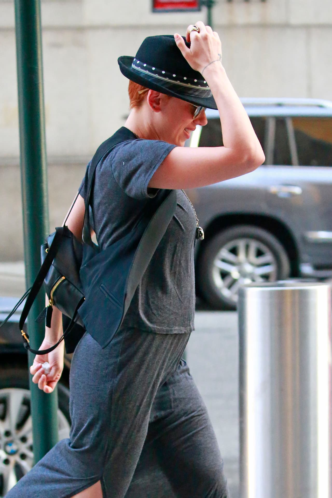 Johansson te tenemos malas noticias, porque sí nos dimos cuenta que eras tú.