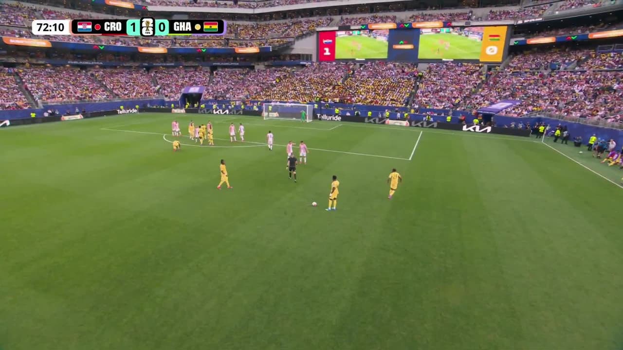 ¡GOL!  anota para Ghana. Derrick Luckassen