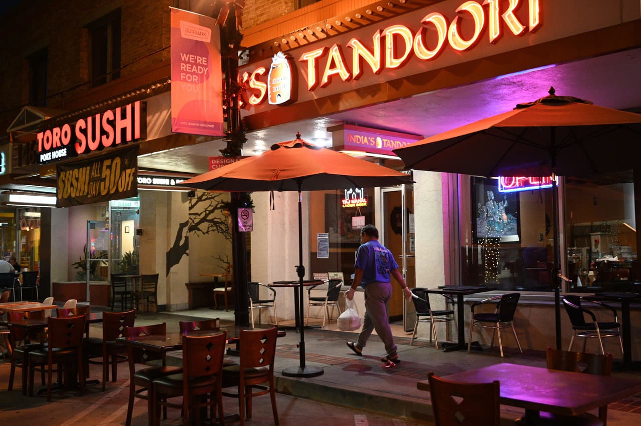 Esto es lo que recomiendan ante una posible nueva orden de quedarse en casa en Los Ángeles