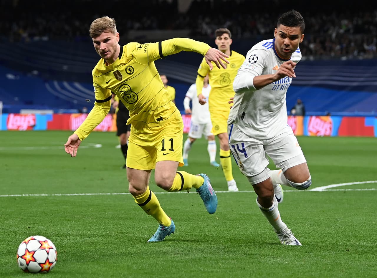 Chelsea le dio un ‘paseo’ al Madrid durante 75 minutos y se puso 0-3 con un pie en Semifinales, pero el cuadro merengue resurgió en el Bernabéu y con goles de Rodrygo y Benzema revivió en la serie.