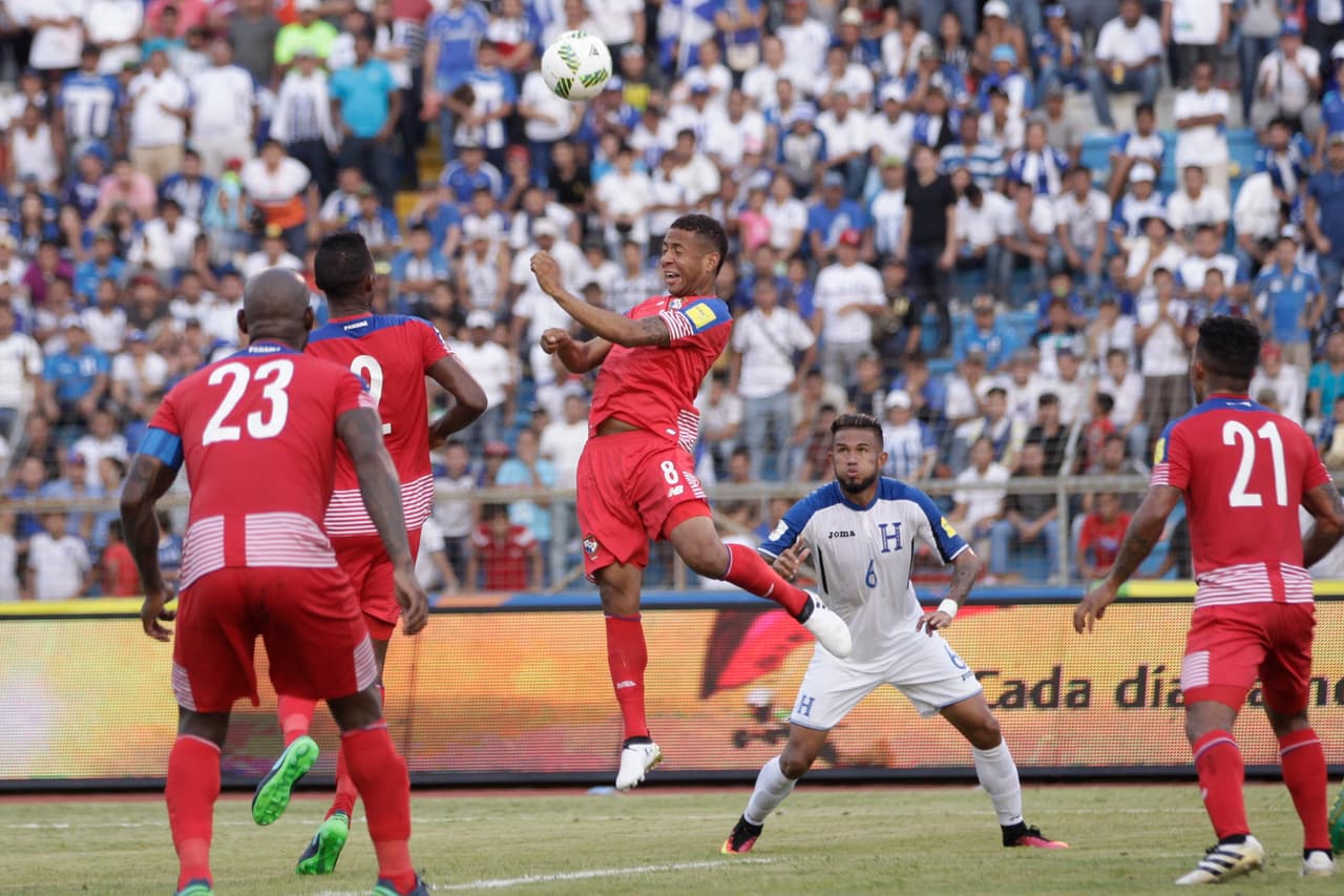 Con este resultado a domicilio el equipo 'canalero' tiene tres victorias y cuatro empates en su saldo reciente de encuentros con Honduras y el entrenador colombiano Hernán Gómez ganó el duelo táctico a su colega Jorge Luis Pinto.