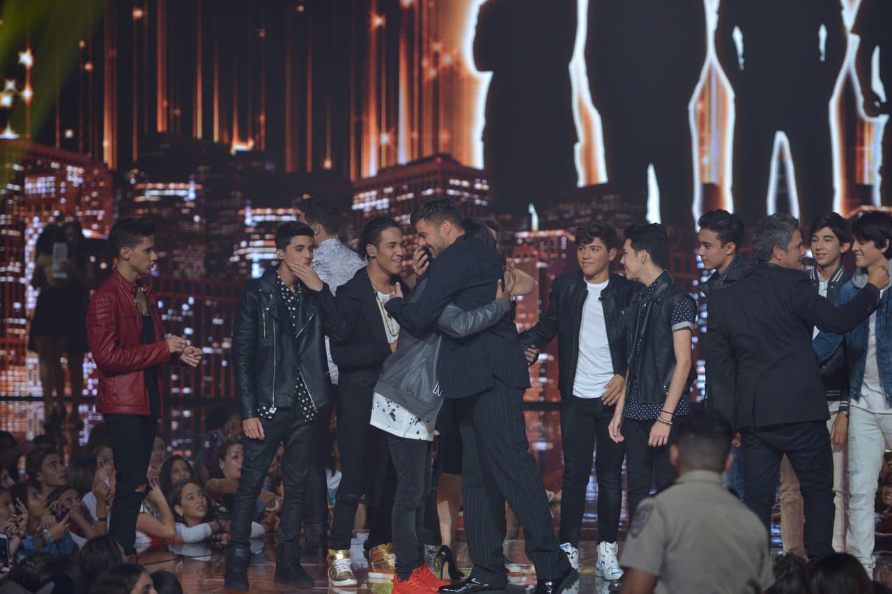 Una noche llena de emociones y muchos nervios. Los doce chicos dieron lo mejor de sí en esta primera gala en directo. Dinos cuál es tu favorito.