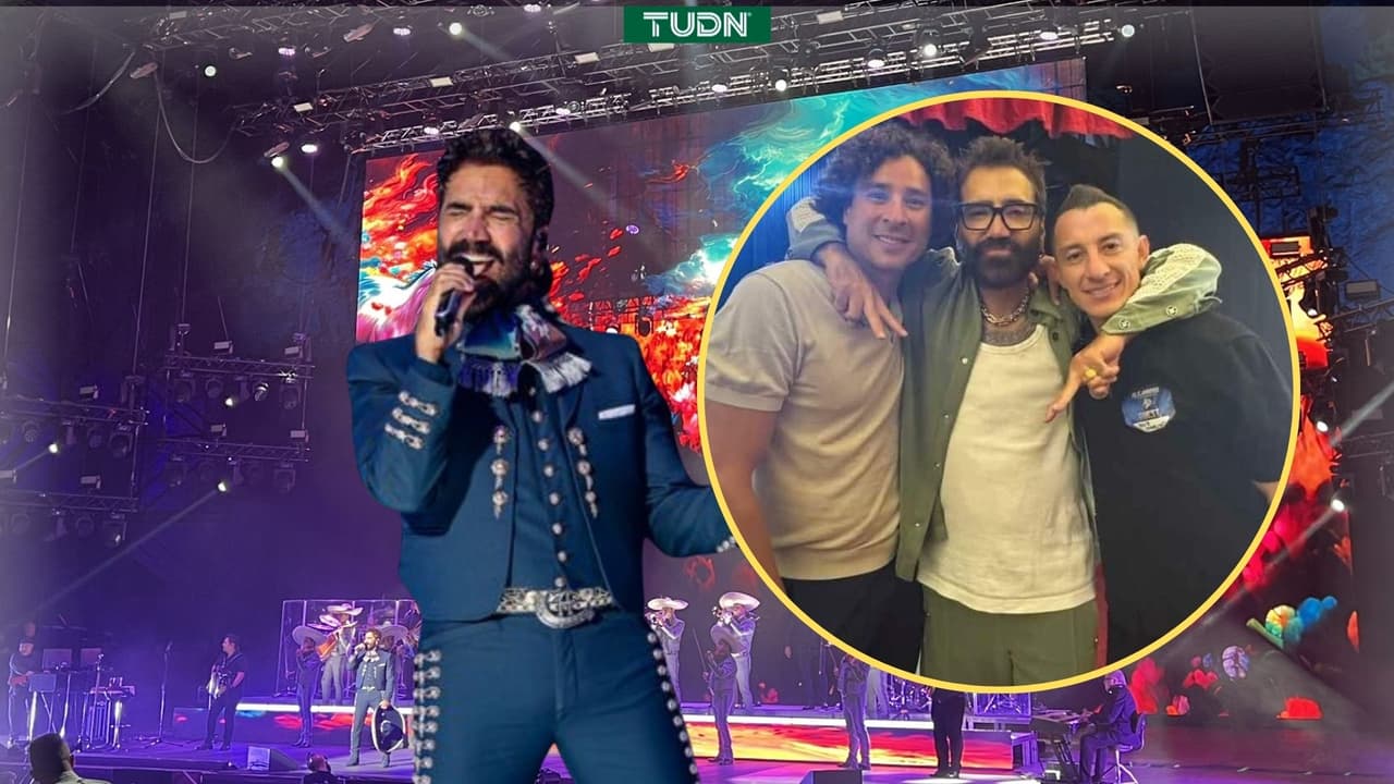 Memo Ochoa y Guardado presumen foto con Alejandro Fernández 