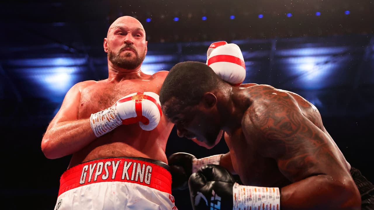 Tyson Fury noqueó de forma increíble a Dillian Whyte ante más de 94 mil fans en el Estadio de Wembley para retirarse invicto y dejar un legado inigualable en la división reina del boxeo.