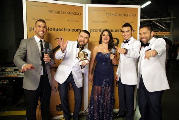 Te llevamos detrás de cámaras en Premio Lo Nuestro 2014. Esto fue lo que no viste de esta espectacular entrega.