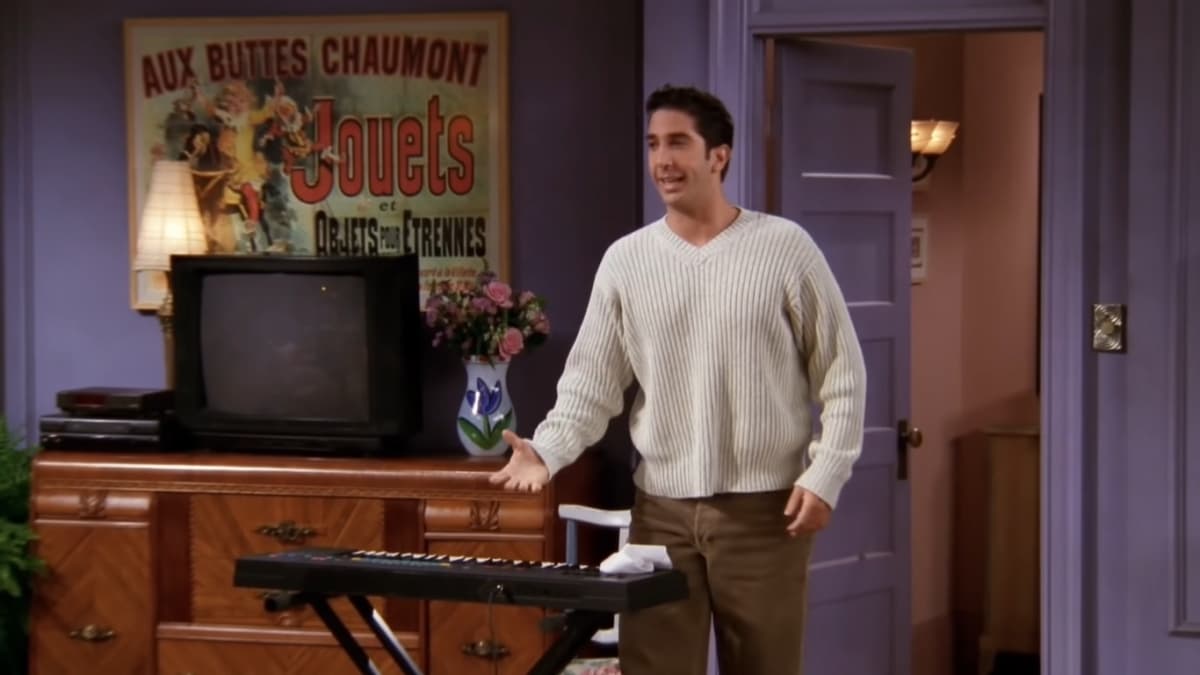 <b>Ross Geller </b>
<br>Ross de 'Friends' es el más aburrido de su grupo de amigos y no hace mucho para mejorar sus oportunidades con Rachel. Sus constantes quejas acerca de la mala suerte que le tocó, además de sus relaciones tóxicas lo hacen el personaje menos querido de la serie.
<br>