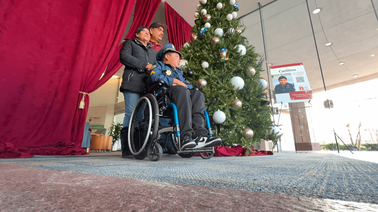 El Hospital Shriners Children ha sido fundamental en la recuperación de Carlitos.