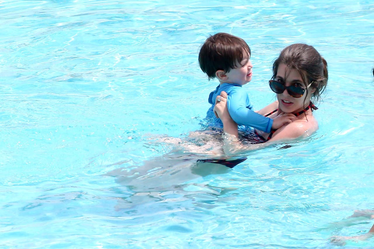 El padre de Raphäel es el cómico de origen francés, Gad Elmaleh. En noviembre de 2015, se dieron a conocer reportes relacionados con la separación entre Carlota Casiraghi y el padre de Raphäel.