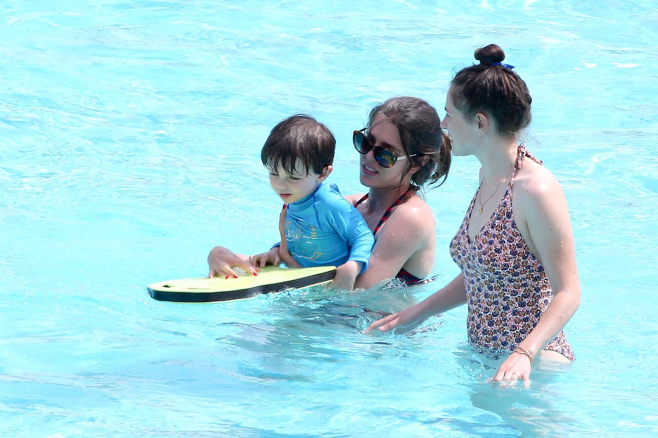 Tal vez Raphaël no es tan fan del agua.