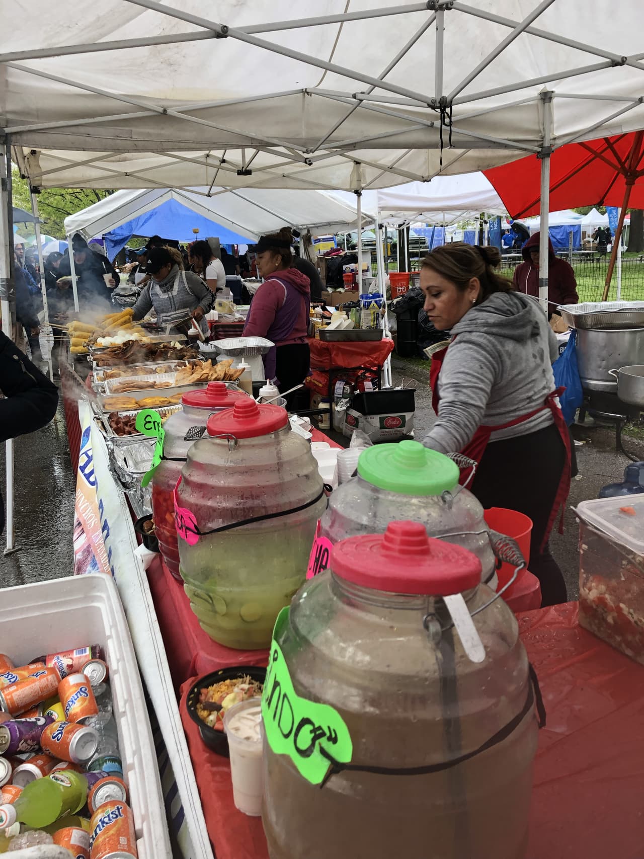 Los puestos de comida estaban a tope.