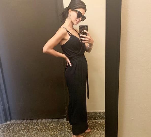 "Estoy haciendo 
<b>lo mejor que se puede</b>. Estoy mucho mejor que la semana pasada y salir y hablar sobre eso y compartir creo que ha sido muy curativo para mí", destacó.
<br>