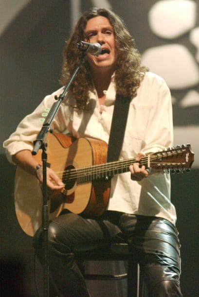 Jaguares deleitaba a sus seguidores con la canción 'Entre tus jardines'.