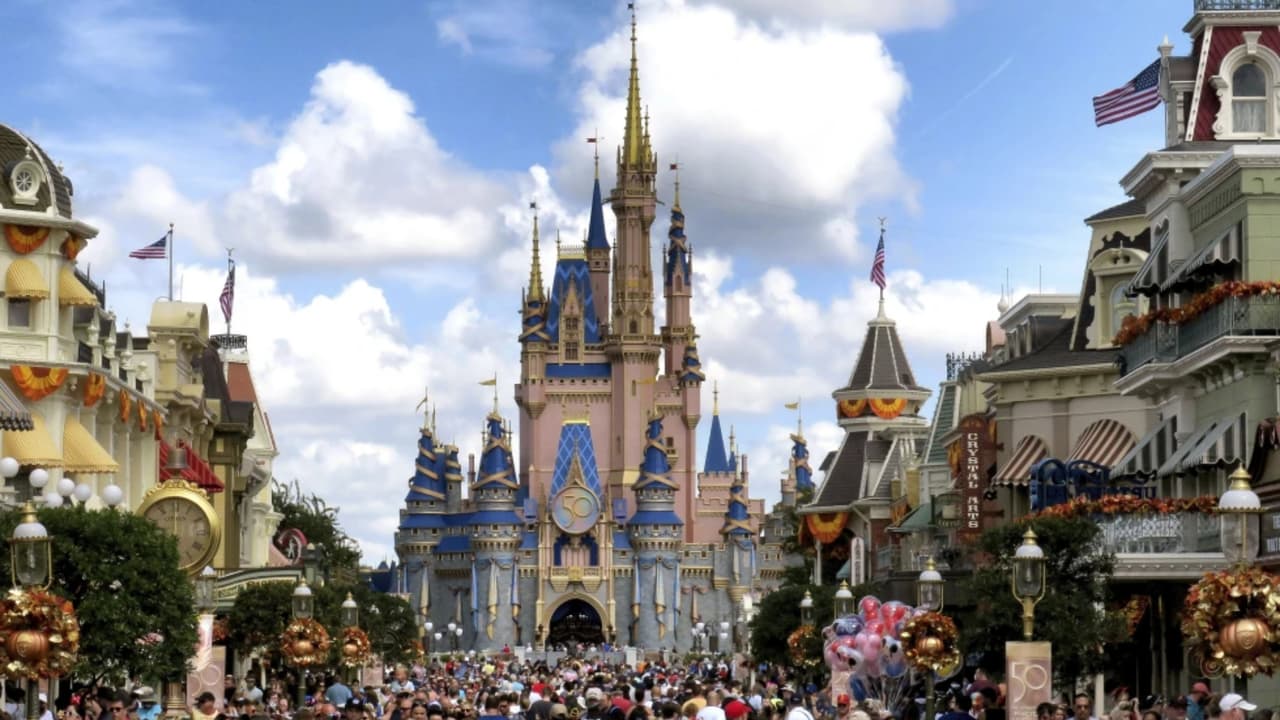 Doctora de Nueva York muere durante visita a Disney tras cenar en uno de los restaurantes