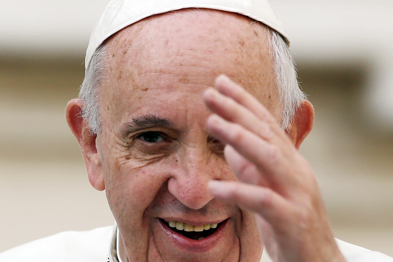 El Papa pide perdón por escándalos recientes