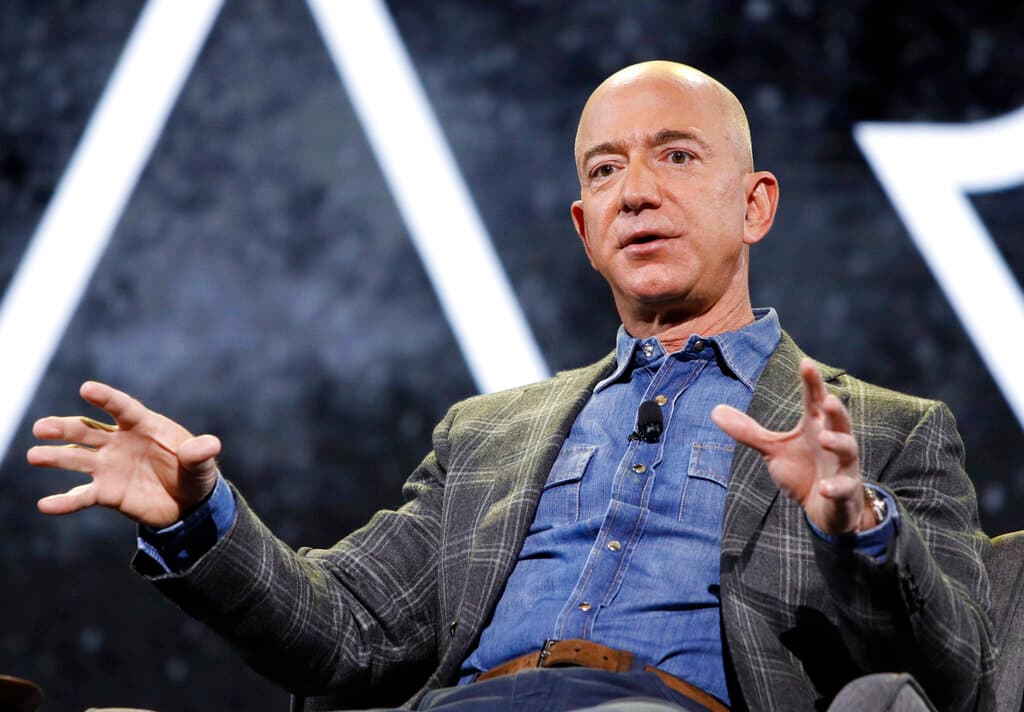 Amazon le pone fecha a la salida de Jeff Bezos como CEO del gigante del comercio online