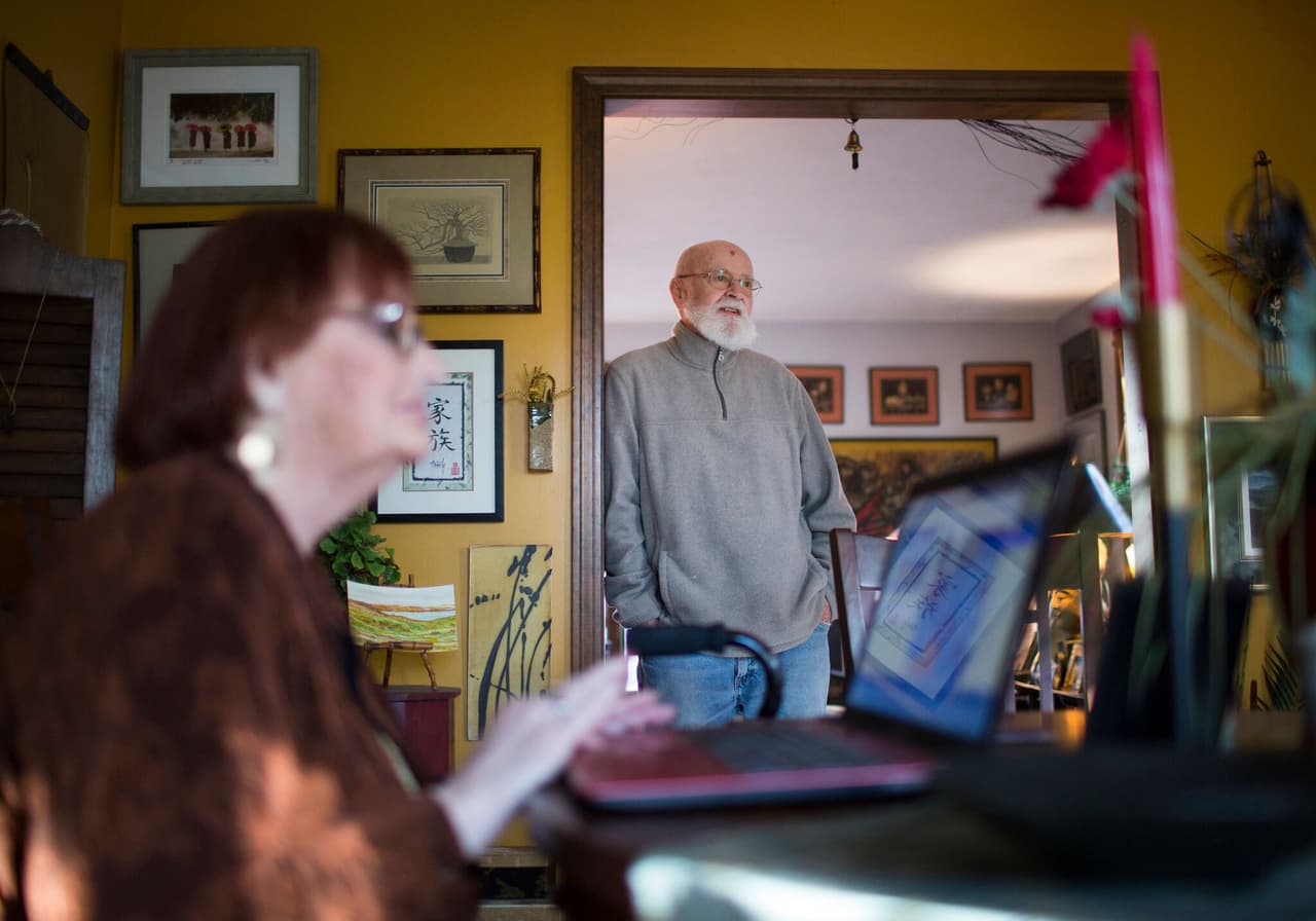 Muchos pacientes como Marlene McCarthy no entienden por qué la FDA aprueba fármacos sin pruebas de que realmente prolonguen la vida.