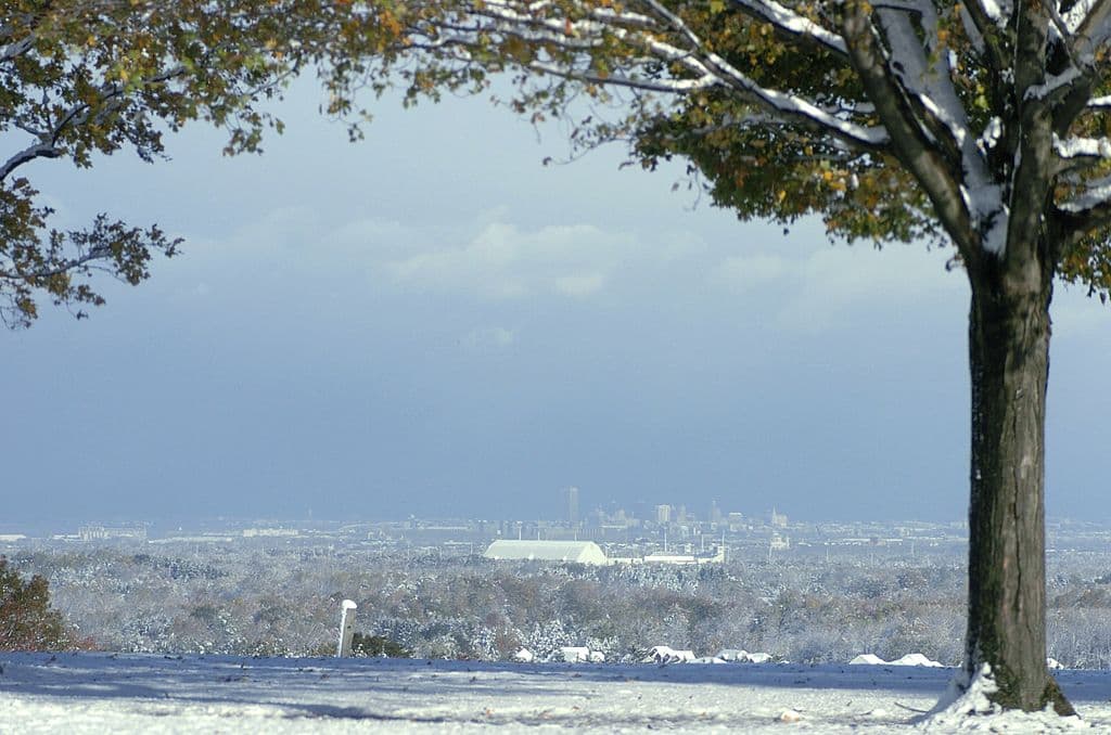 Aunque la región suele tener fuertes nevadas, tener una tormenta tan fuerte era sin precedentes. Sobre todo, ¿en octubre y en pleno otoño? La limpia y labores de rescate duraron varias semanas.
